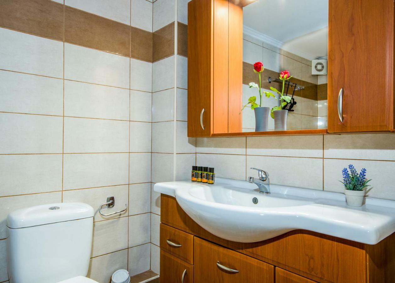 Niovi'S Luxury Apartment In Chania City Center ภายนอก รูปภาพ